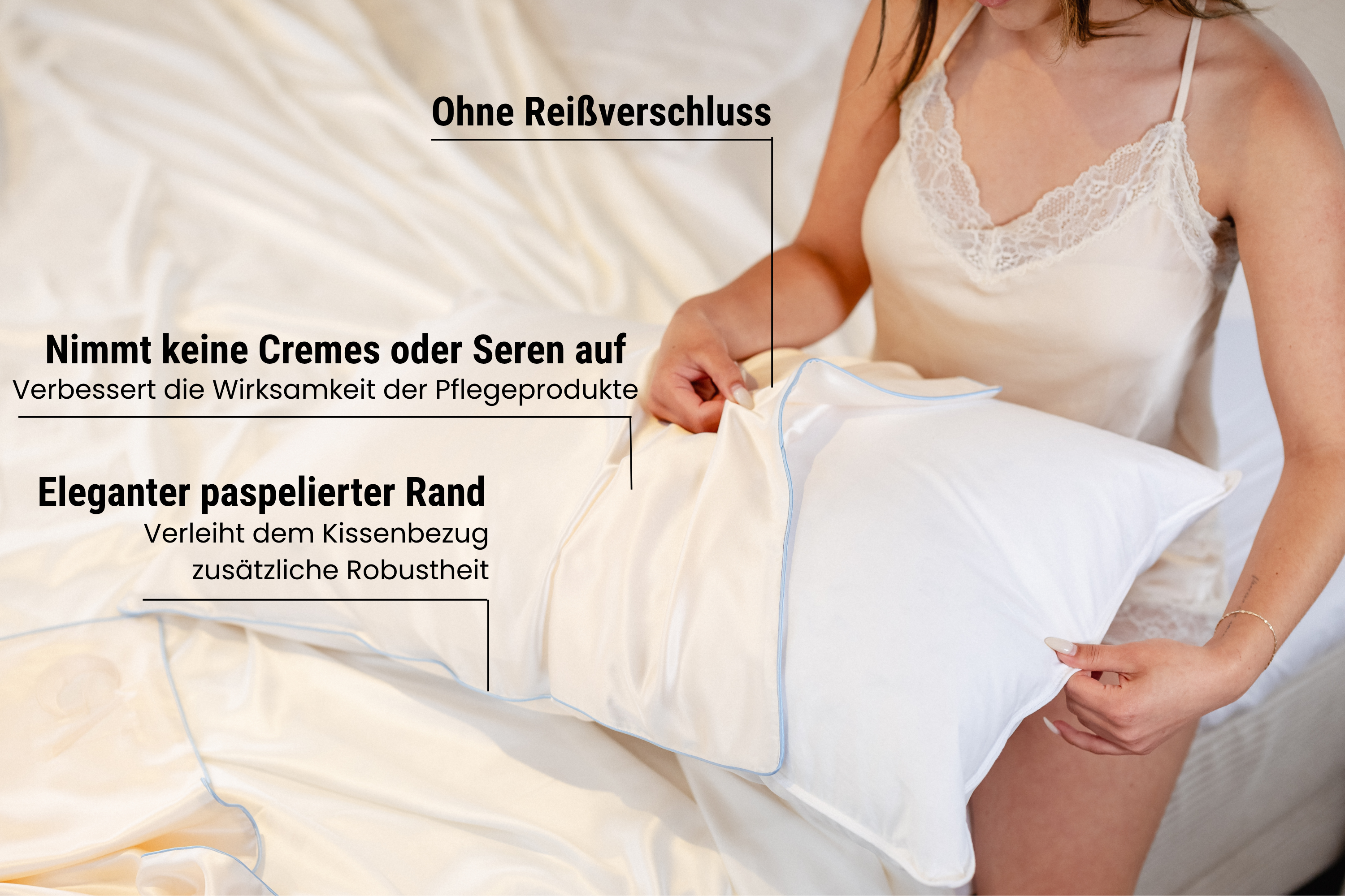 Seidenkissenbezug Light Champagne mit paspeliertem Rand in Himmelblau | 40x80 cm (1 Stk.)