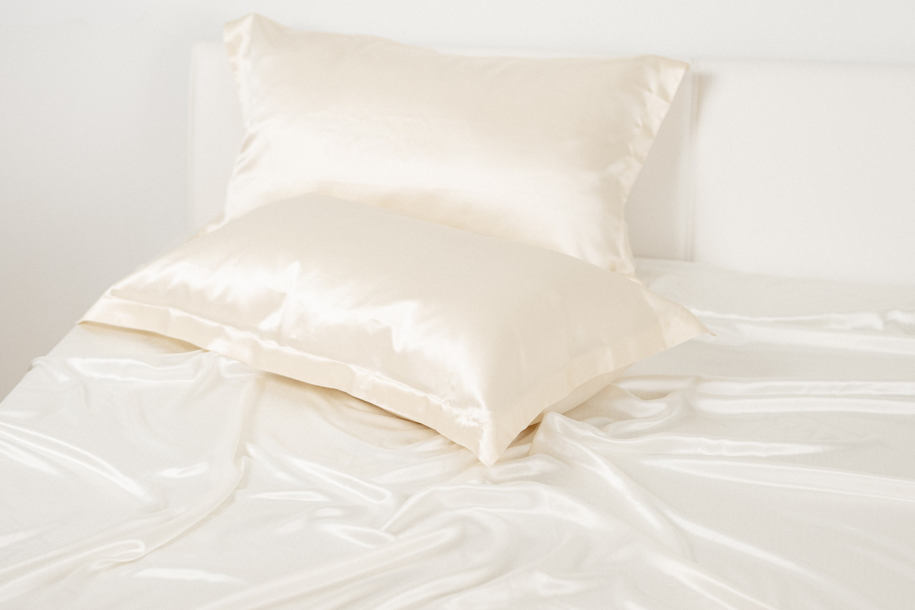 Federa di seta light champagne con bordo oxford | 50 x 80 cm (1 pz.)